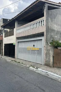 Sobrado com 4 Quartos para alugar, 200m² no Fazenda da Juta, São Paulo
