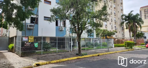 Apartamento com 3 Quartos à venda, 104m² no Rio Branco, Porto Alegre