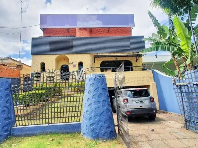 Sobrado com 4 Quartos à venda, 439m² no Jardim Nossa Senhora Auxiliadora, Campinas
