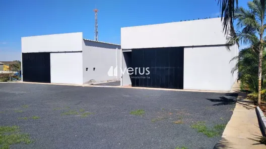 Galpão/Depósito/Armazém para alugar, 432m² no Distrito Industrial, Uberlândia