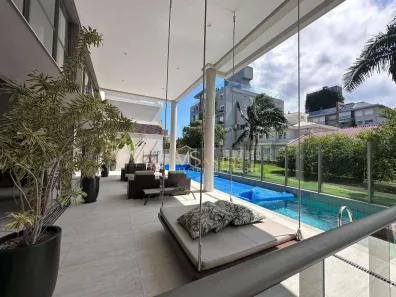 Cobertura com 4 Quartos à venda, 289m² no Jurerê, Florianópolis