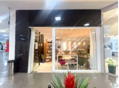 Ponto Comercial para alugar, 50m² no Santa Lúcia, Vitória