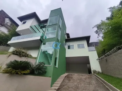 Casa com 4 Quartos para alugar, 484m² no Quitandinha, Petrópolis