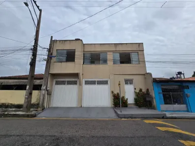 Casa com 3 Quartos para venda ou aluguel, 150m² no Coqueiro, Ananindeua