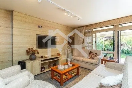 Sobrado com 4 Quartos à venda, 235m² no Azenha, Porto Alegre