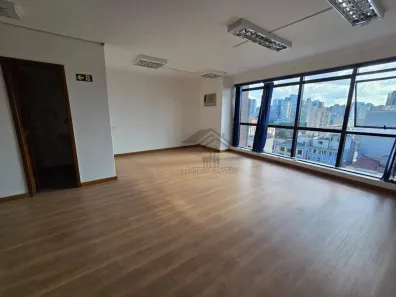 Sala Comercial à venda, 50m² no Centro, Curitiba