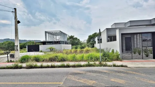 Lote/Terreno à venda, 354m² no Forquilhas, São José