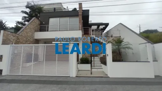 Casa com 3 Quartos para venda ou aluguel, 268m² no Pagani, Palhoça