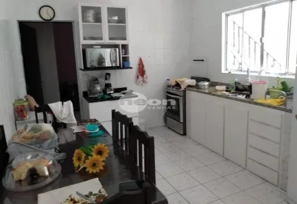 Sobrado com 5 Quartos à venda, 250m² no Vila Homero Thon, Santo André
