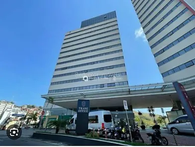 Sala Comercial para alugar, 600m² no Cascatinha, Juiz de Fora