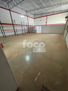 Galpão/Depósito/Armazém para alugar, 360m² no Novo Mundo, Uberlândia
