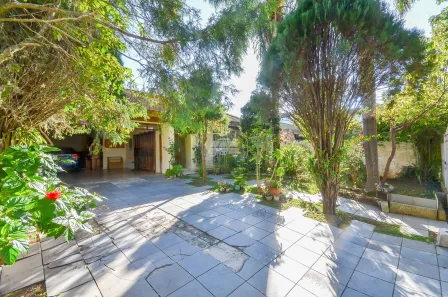 Casa com 4 Quartos à venda, 237m² no Bacacheri, Curitiba