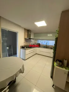 Sobrado com 4 Quartos à venda, 226m² no Jardim Del Rey, São José dos Campos