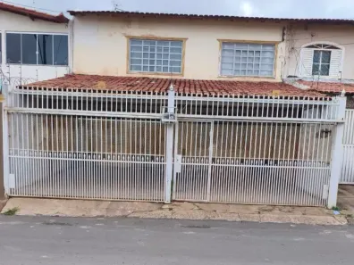 Casa com 3 Quartos à venda, 160m² no Samambaia Norte, Brasília