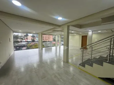 Sala Comercial para alugar, 120m² no Jardim Itu, Porto Alegre