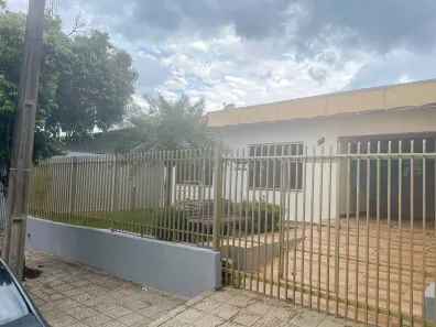 Casa com 6 Quartos à venda, 130m² no Conjunto Professora Hilda Mandarino, Londrina