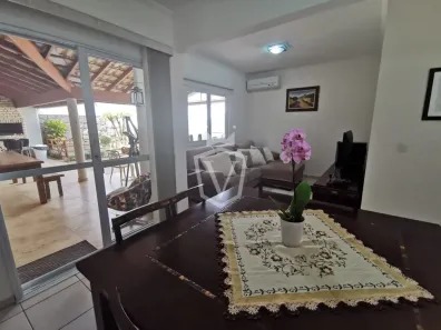Casa de Condomínio com 4 Quartos à venda, 180m² no Chácaras Saudáveis e Encantadoras, Jundiaí