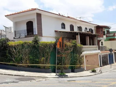 Sobrado com 3 Quartos à venda, 174m² no Parque Marajoara, Santo André
