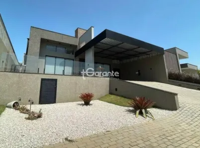 Casa de Condomínio com 4 Quartos à venda, 70m² no Chácaras Maringá, Atibaia