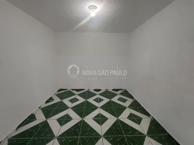 Casa com 1 Quarto para alugar, 20m² no Serraria, Diadema
