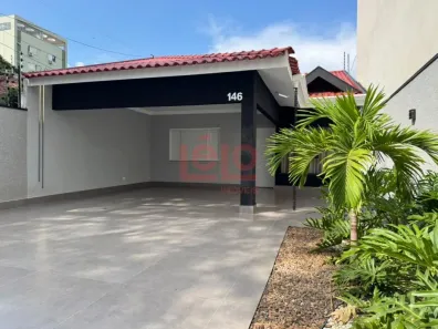 Casa com 3 Quartos à venda, 165m² no Zona 07, Maringá