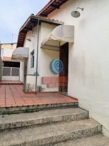Casa com 2 Quartos à venda, 64m² no Vila Pereta, Poá