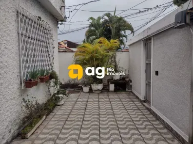 Casa com 3 Quartos à venda, 234m² no Bangu, Rio de Janeiro
