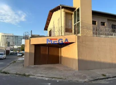 Casa com 3 Quartos para alugar, 356m² no Sapiranga-Coité, Fortaleza