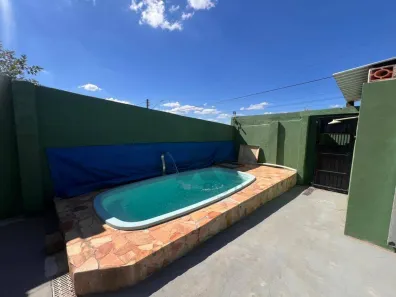 Casa com 2 Quartos à venda, 250m² no Vila Barth, Itapetininga