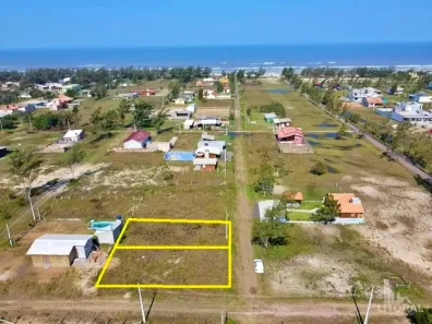 Lote/Terreno à venda, 300m² no , Balneário Gaivota
