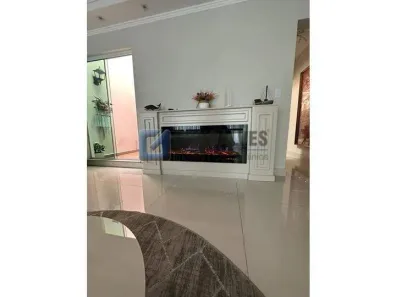 Sobrado com 3 Quartos à venda, 209m² no Santa Terezinha, São Bernardo do Campo