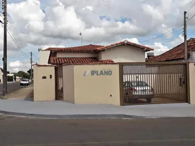 Casa com 4 Quartos à venda, 330m² no Vila Prado, São Carlos