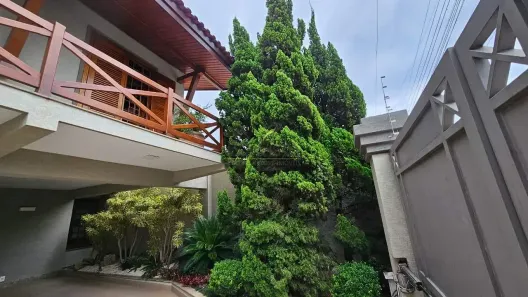 Sobrado com 3 Quartos à venda, 250m² no Jardim Brasil, Atibaia