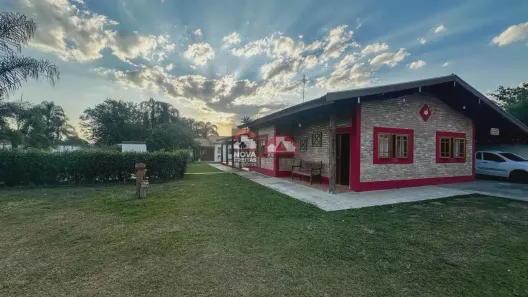 Fazenda/Sítio com 3 Quartos à venda, 190m² no Nossa Senhora do Perpétuo Socorro, Pindamonhangaba