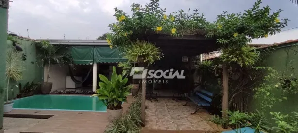 Casa com 4 Quartos à venda, 300m² no Liberdade, Porto Velho