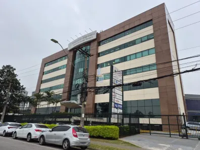 Sala Comercial para alugar, 250m² no Tamboré, Barueri