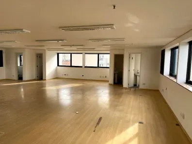 Sala Comercial à venda, 130m² no Santa Cecília, São Paulo