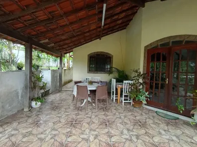 Casa com 3 Quartos à venda, 250m² no Centro, Maricá