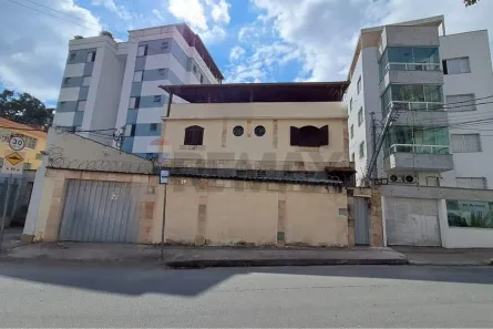 Imóvel Comercial com 5 Quartos para alugar, 563m² no Calafate, Belo Horizonte