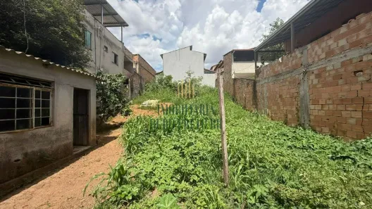 Lote/Terreno à venda, 360m² no Parque Xangri-Lá, Contagem