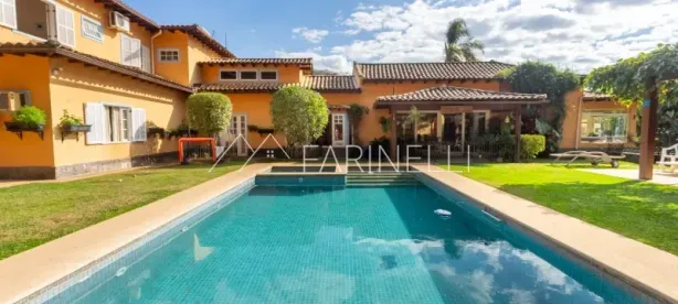 Casa com 6 Quartos à venda, 800m² no Nogueira, Petrópolis