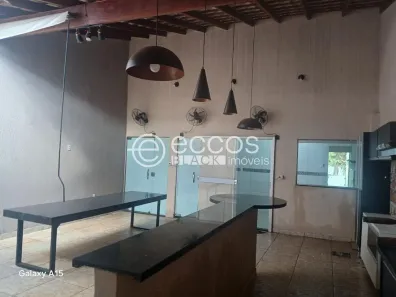 Casa de Condomínio com 3 Quartos à venda, 140m² no Aclimação, Uberlândia