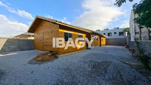 Casa com 2 Quartos para alugar, 12m² no Ponte do Imaruim, Palhoça