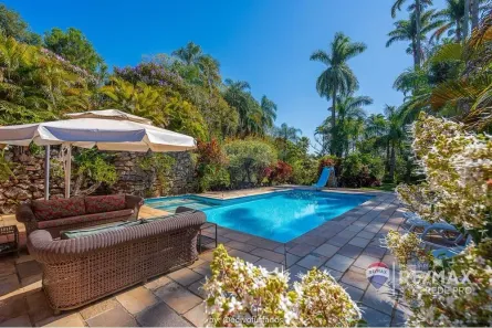 Fazenda/Sítio com 6 Quartos à venda, 894m² no Condominio Village das Palmeiras, Itatiba