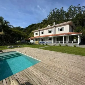 Fazenda/Sítio com 5 Quartos à venda, 680m² no , Nova Trento
