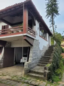 Casa com 7 Quartos à venda, 250m² no Valparaíso, Petrópolis