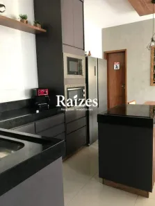 Casa com 2 Quartos à venda, 120m² no Cidade Jardim, Uberlândia