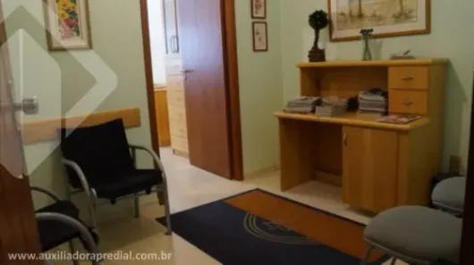 Sala Comercial à venda, 31m² no Petrópolis, Porto Alegre