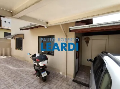 Casa com 2 Quartos à venda, 70m² no Jardim Vitória IV, Poços de Caldas