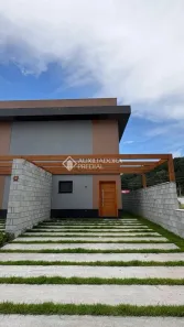 Casa com 3 Quartos à venda, 180m² no Vargem Pequena, Florianópolis